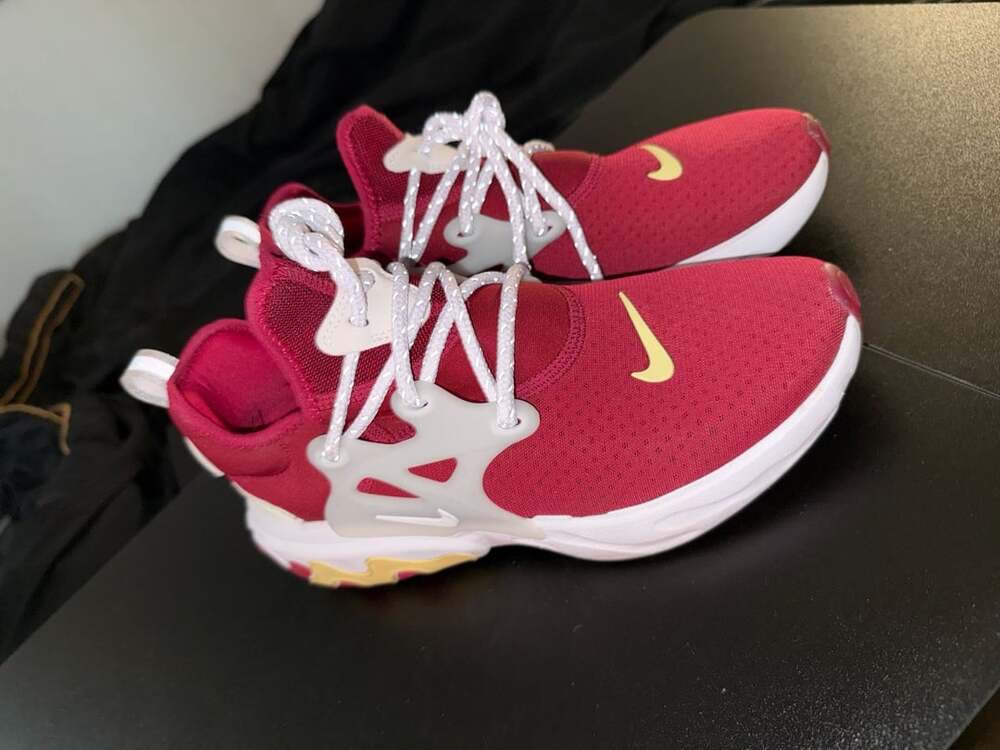 Nike React Presto Size 8.5 Noble Red CD9015-600 Sneakers